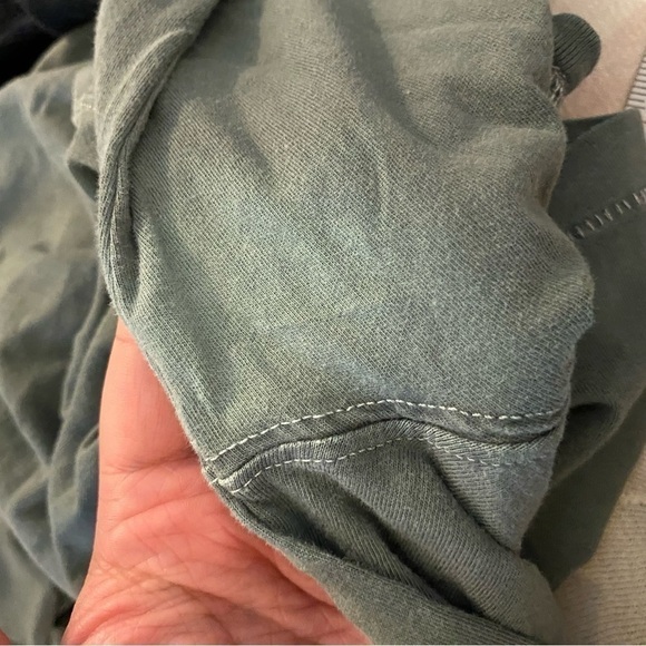 Abercrombie Garment Dyed Long Sleeve Tee Slate Small - Picture 4 of 7